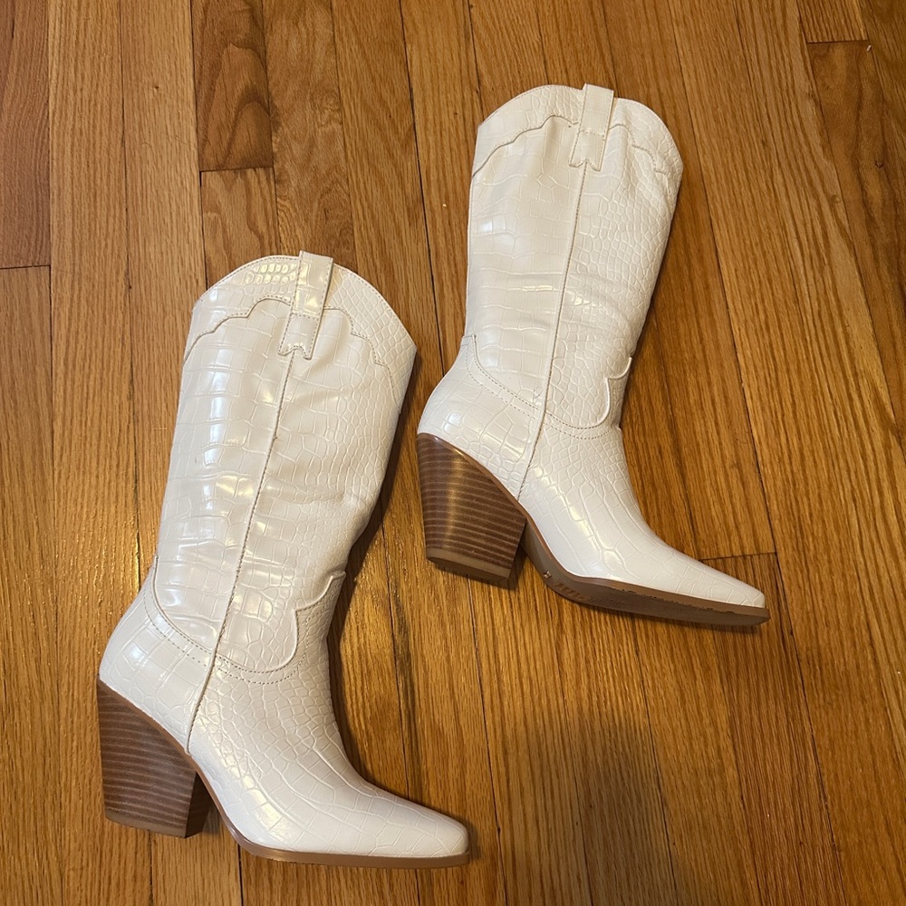 Vici White Croc Western Boots